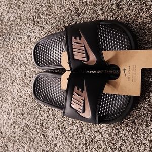 Slip on sandles size 71/2